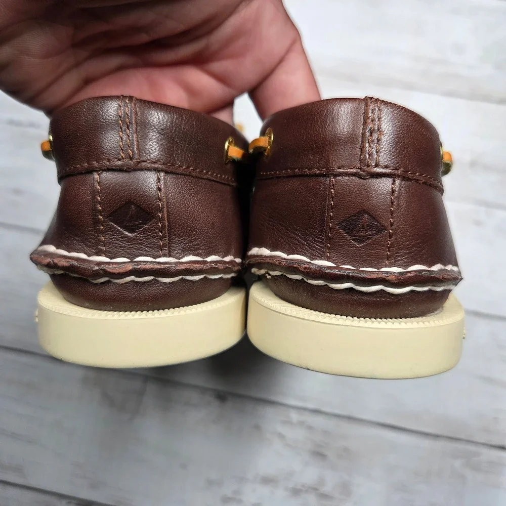 Sperry authentic boat